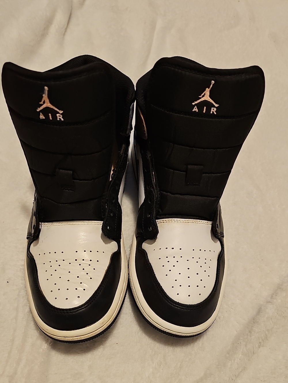 Nike Air Jordan 1 High OG – Black, White & Metallic Pink Mens 8.5